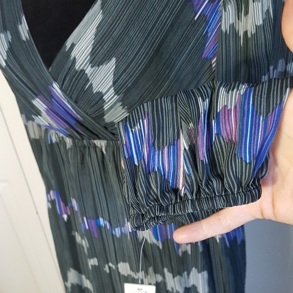 Gianni Bini Print Long Sleeve Surplice Wrap Dress - Picture 4 of 6